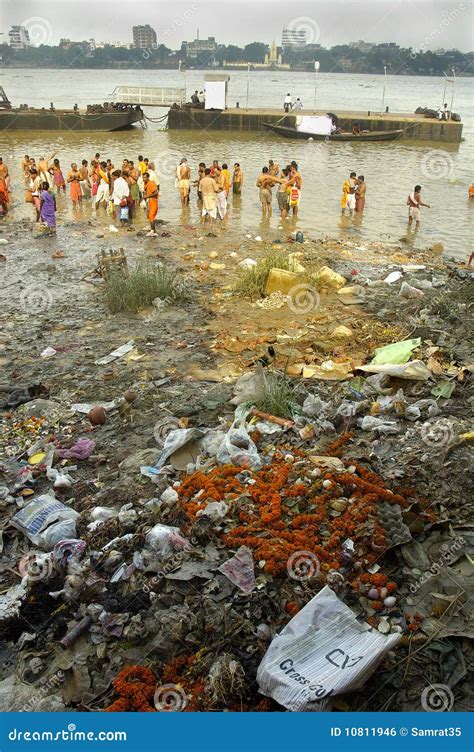 Ganga River Pollution in Kolkata. Editorial Photo - Image of bengal ...