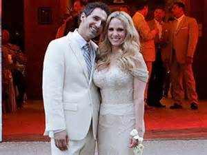 Survivor's Ethan Zohn Marries Lisa Heywood : People.com