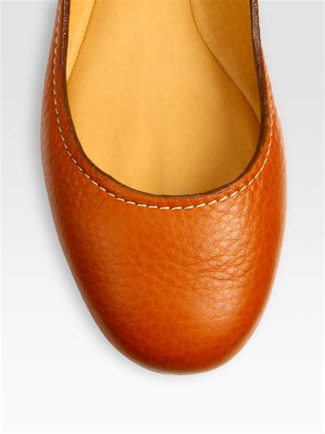 Chloé Leather Ballet Flats in Tan (Brown) - Lyst