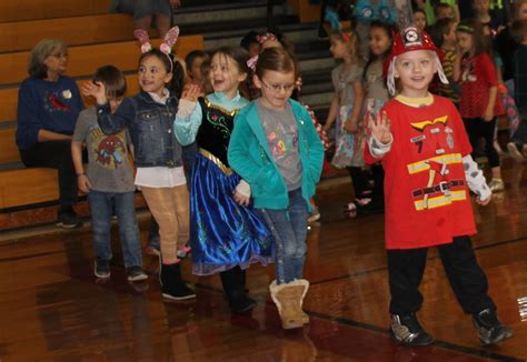 South Haven Elementary Celebrates Read Across America with Seuss Parade ...