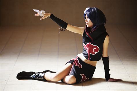 Konan Cosplay : r/Naruto