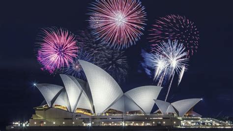 Experience the most spectacular fireworks in Sydney harbor - Year Tearm