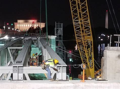 PHOTOS: Underneath the Arlington Memorial Bridge construction - WTOP News