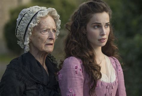 Caroline Blakiston as Aunt Agatha & Heida Reed as Elizabeth Poldark | Poldark, Poldark elizabeth ...