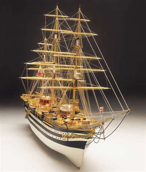 Model Ships, Wooden Boats, Sailboats and Yachts - Premier Ship Models (Head Office)