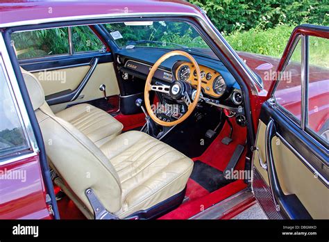 1970 Lancia Flavia Coupe 2000, interior Stock Photo - Alamy