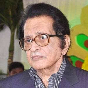 Manoj Kumar - Age, Family, Bio | Famous Birthdays