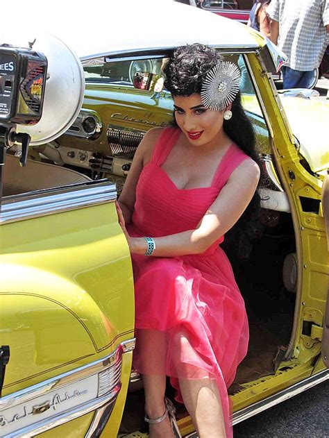 Lowriders and Pin-Ups at L.A. Classic Car Show | California Apparel News