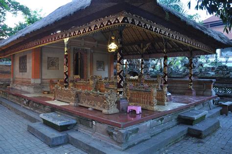 Ubud Palace, Bali | Puri Saren Agung, Entry Fee, Timings | Holidify