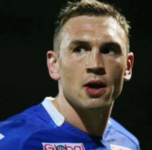 Kevin Sinfield: Wife Jayne Sinfield, Bio, Wiki, Age, Height, Weight ...