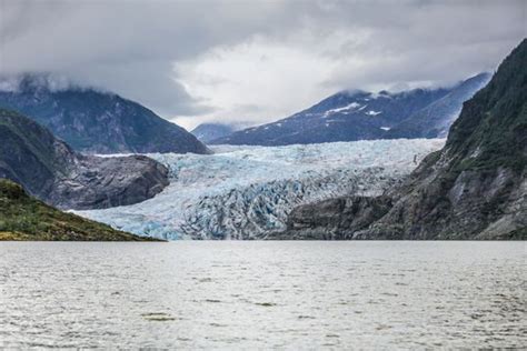 Mendenhall Glacier, Juneau, Alaska