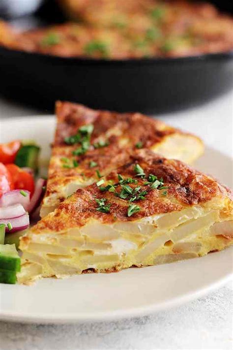 Spanish Tortilla Recipe (Easy Tutorial) • Unicorns in the Kitchen