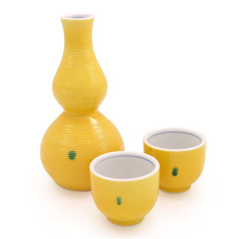 Sake Set | SAKE.treat | Premium Made in Japan Sake Sets, Sake Cups, Tea Sets and Wagyu Beef