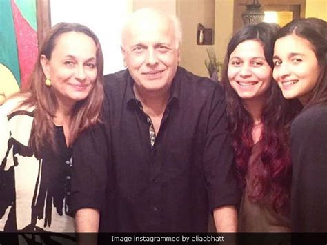 Mahesh Bhatt Tweets About Extortion Call; Daughter Alia Bhatt, Wife Soni Razdan Threatened ...