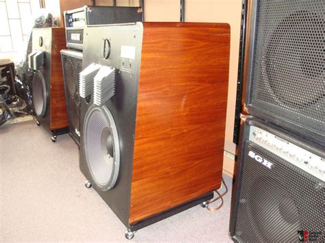 JBL L-300 / Speakers Photo #1877987 - Canuck Audio Mart