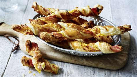 Best 4 Cheesy Bacon Straws Recipes