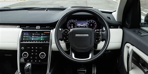 Land Rover Discovery 2022 Interior