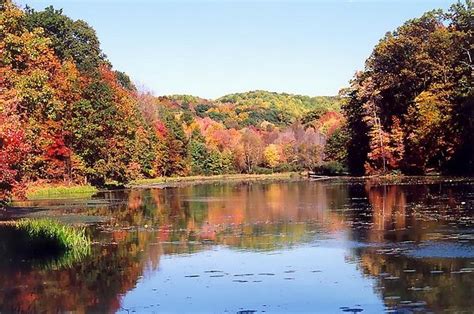 Moraine State Park - Autumn Glory on the North Shore c1999 / PHOTO BY Melanie Petridis / Moraine ...