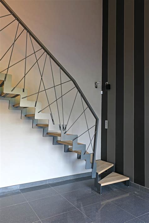 25 Creative and Sophisticated Balustrades in Modern Interiors