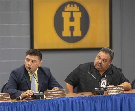 Harlandale ISD board sacks superintendent in response to TEA crackdown