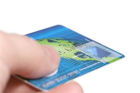 How to Use 0% APR Balance Transfer Cards to Avoid Paying Interest