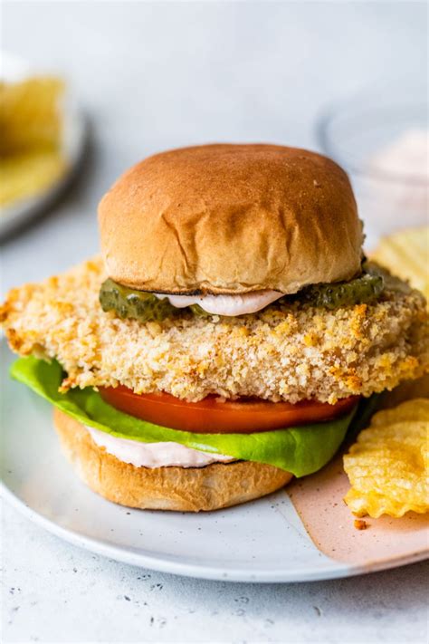 Spicy Chicken Sandwich – WellPlated.com