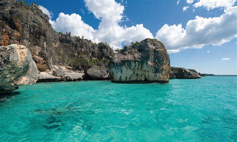 Bahía de las Águilas calificada como la playa más Cristalina del Mundo ...