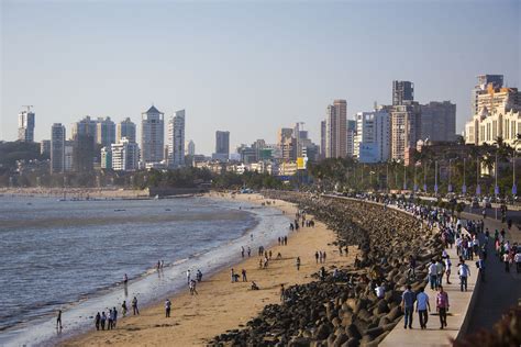 9 Landmark Mumbai Hangout Places to Visit with Photos