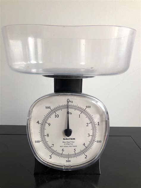 Salter Kitchen Scales in SE25 Croydon for £2.50 for sale | Shpock