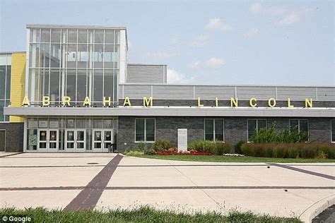 Philadelphia student caught on camera in a violent fist-fight with his teacher | Daily Mail Online