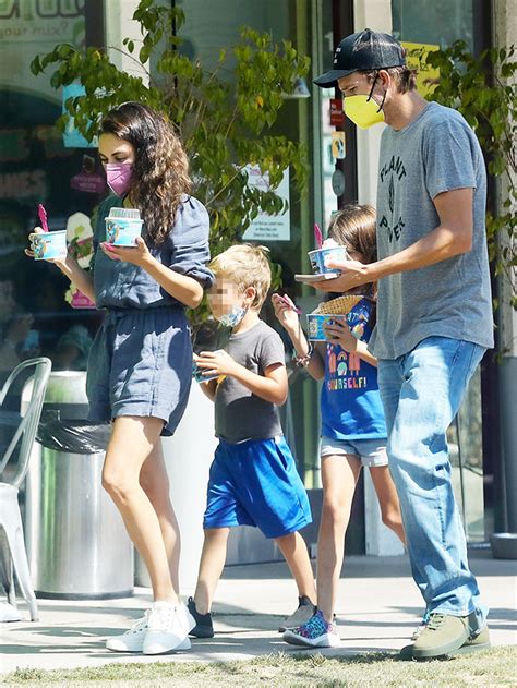 Ashton Kutcher, Mila Kunis & Kids Get Frozen Yogurt In Family Outing – Hollywood Life