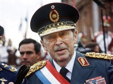 Paraguay: Repatriarán los restos del dictador Alfredo Stroessner