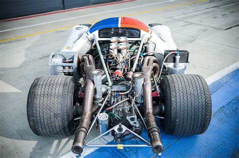 1969 Lola T70 MKII B engine - Silverstone Auctions