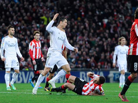 Cristiano Ronaldo red card helps Atletico Madrid top La Liga for first time since 1996 | The ...