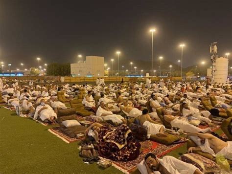 Hajj pilgrims reach Muzdalifah after spending day at Arafat – The Muslim Times