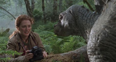 Nikon Photo Cameras Used By Julianne Moore In The Lost World: Jurassic ...