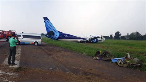 Crash of a Boeing 737-4Y0 in Jakarta | Bureau of Aircraft Accidents Archives