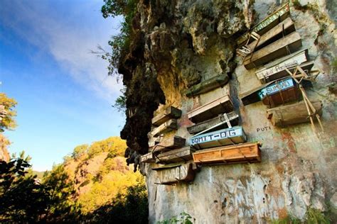 'Aerial Cemetery' - Ancient Tradition Of 'Hanging Coffins' - Ancient Pages