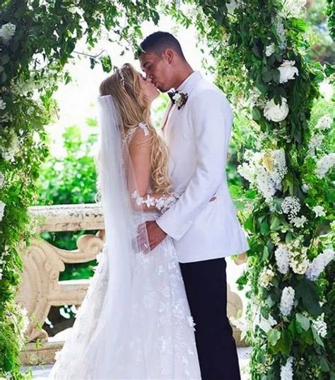 Chris Smalling and wife Sam announce they are expecting first child in ...