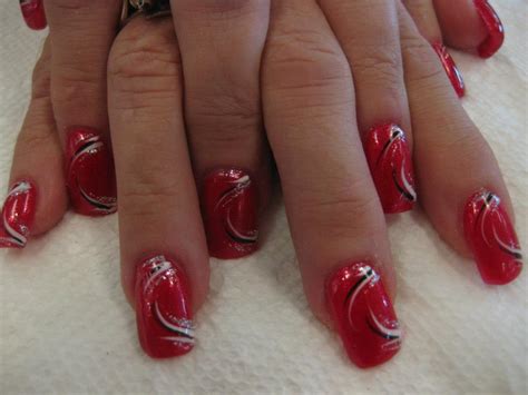 Valentine Swirl, nail art designs by Top Nails, Clarksville TN. | Top Nails