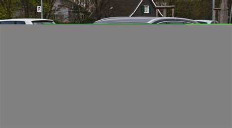 Datei:Toyota Avensis Combi (III, Facelift) – Frontansicht, 1. April 2012, Essen.jpg – Wikipedia