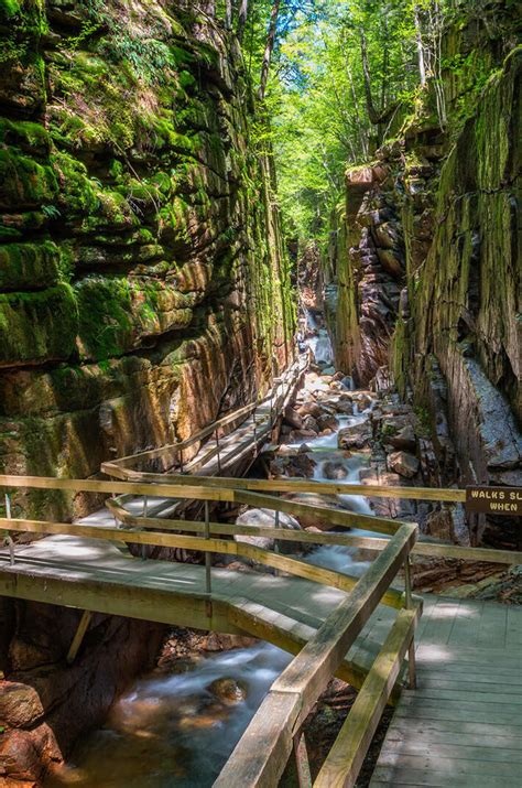 Hiking Flume Gorge In New Hampshire: The Ultimate Guide