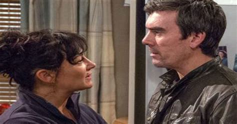 Emmerdale: Cain Dingle and Moira Barton tipped to SPLIT UP in aftermath of Ross Barton’s acid ...