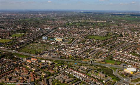 Finchley London aerial photo | aerial photographs of Great Britain by Jonathan C.K. Webb