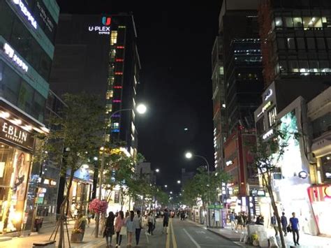 Sinchon (Seoul) - 2020 All You Need to Know BEFORE You Go (with Photos ...