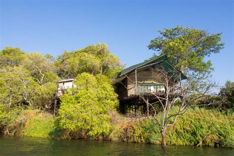 Best Safari Lodges in Zambia – Our Top 4 Picks | Bizarre Globe Hopper