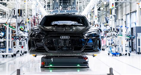 Audi Is Becoming a Leader In Electric Cars - Sharp Magazine