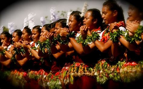 Tonga History and Culture | Tongan girls performing a lakalaka in Tonga ...