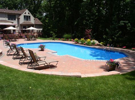 Oval Shape Inground Pool Gallery | Niagara Pool & Spa