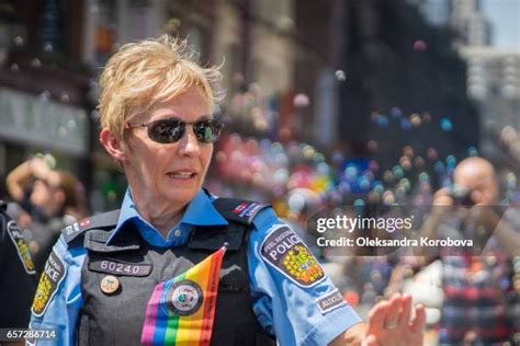 Hand Holding Canada Flag Photos and Premium High Res Pictures - Getty ...